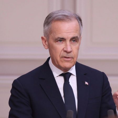 Канада объявила о передаче Украине помощи на миллиард долларов