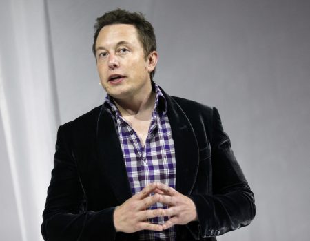 Илон Маск подает в суд на Apple и OpenAI из-за антиконкурентной сделки