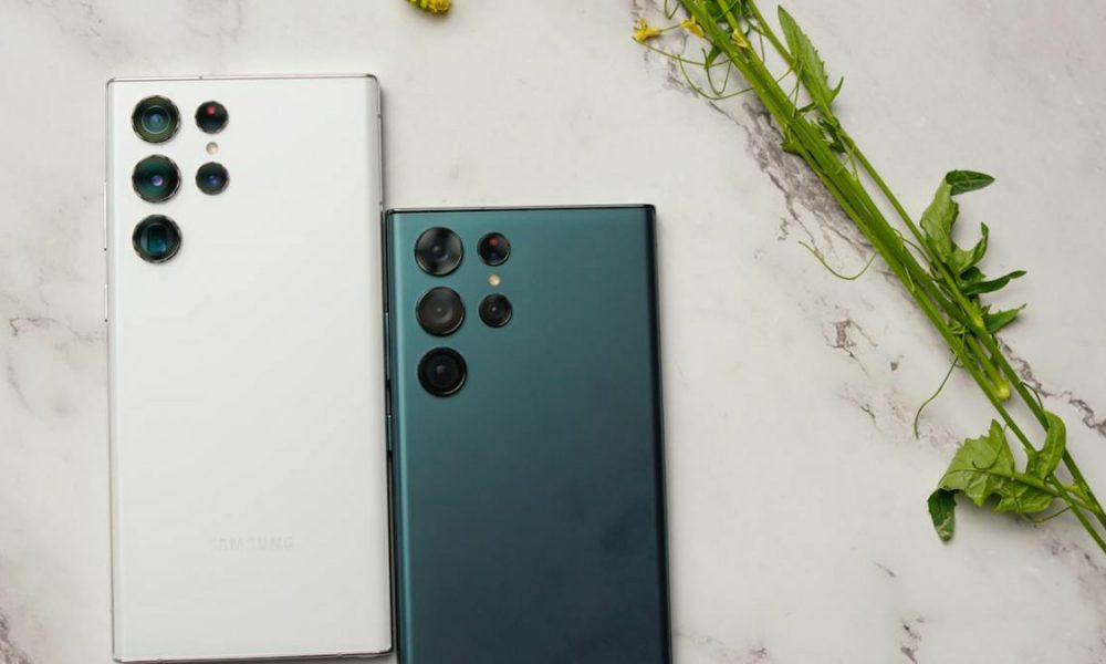 Samsung догоняет Apple: складные смартфоны усилили позиции компании в США