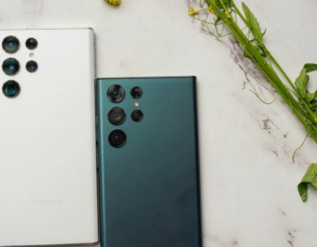 Samsung догоняет Apple: складные смартфоны усилили позиции компании в США