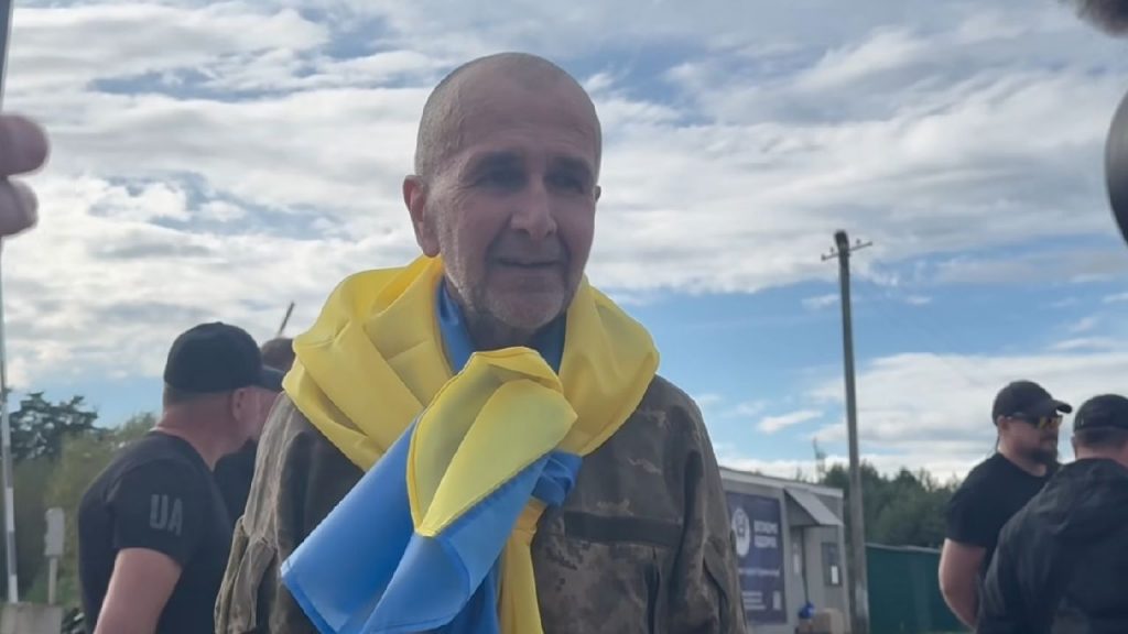 Экс-мэр Херсона Миколаенко освободили из российского плена после трёх лет в неволе Экс-мэр Херсона Миколаенко освободили из российского плена после трёх лет в неволе