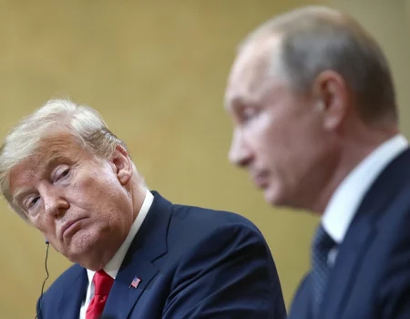 На Аляске Путин и Трамп обсудят пути окончания войны в Украине - Песков