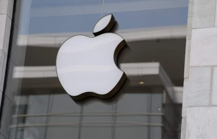 Apple готовит собственный аналог ChatGPT для Siri и Safari