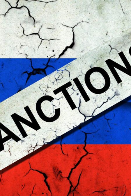 Европейская комиссия отложит санкции против России из-за давления на Словакию и Венгрию