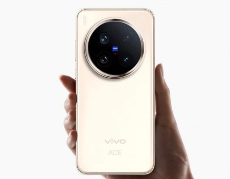 Смартфон Vivo X300 опережает iPhone по возможностям видеосъемки: когда появится в Украине и сколько будет стоить