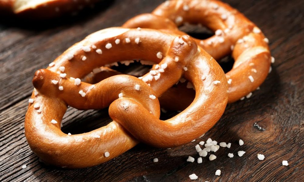 Немецкие брецели своими руками: простой рецепт для начинающих