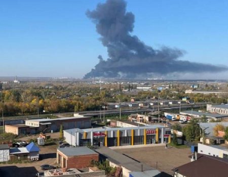 Украинские дроны атаковали нефтехимический комплекс «Газпром нефтехим Салават» в Башкортостане