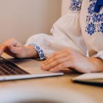 Штрафы за нарушение языкового закона: как и кого будут наказывать в Украине