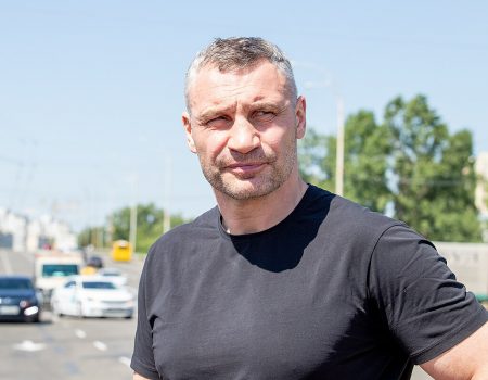Кличко потребовал от президента вернуть в Раду закон о лишении Киева 8 миллиардов