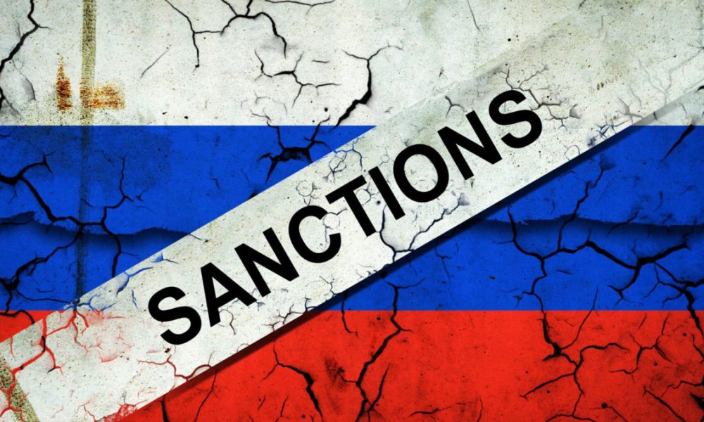 ЕС утвердил 19-й пакет санкций против России: новые ограничения для российских банков, криптовалют и энергетики ЕС утвердил 19-й пакет санкций против России: что известно