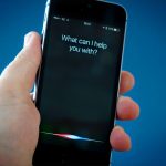 Скандал с Siri: Apple подозревают в прослушке пользователей и передаче данных третьим лицам