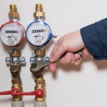 Украинцам начали отключать свет и отопление без предупреждения: что нужно знать