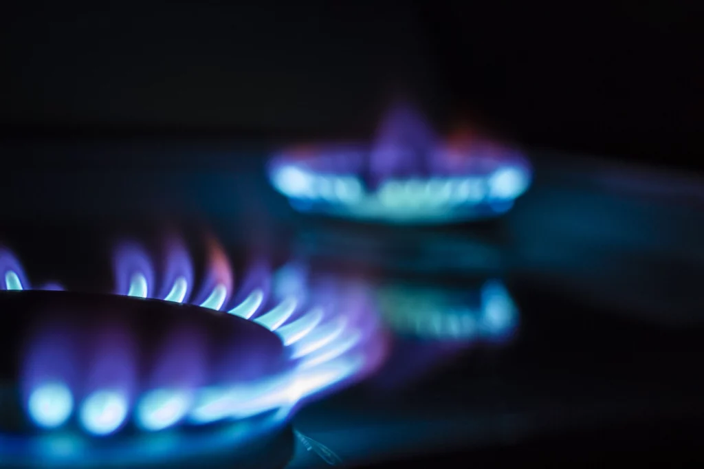 Украинцев призывают экономить газ из-за новой атаки России на газовую инфраструктуру Украинцев призывают экономить газ из-за новой атаки России на газовую инфраструктуру