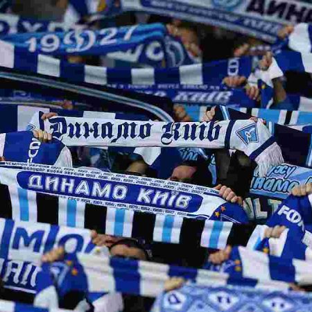 “Динамо” и “Карпаты” заплатят штрафы за некорректное поведение фанатов: что известно "Динамо" и "Карпаты" заплатят штрафы за некорректное поведение фанатов: что известно