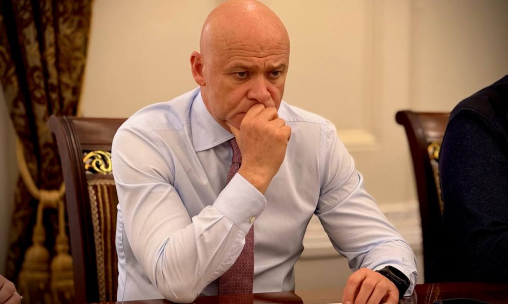 Экс-мэру Одессы Труханову вручили подозрение после смертельного потопа в городе Экс-мэру Одессы Труханову вручили подозрение после смертельного потопа в городе