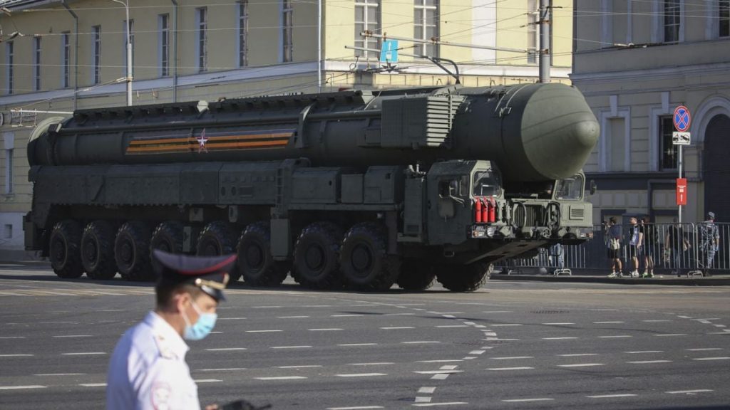 СБУ и ГУР уничтожили один из трёх российских «Орешников» на полигоне Капустин Яр: детали СБУ и ГУР уничтожили один из трёх российских «Орешников» на полигоне Капустин Яр