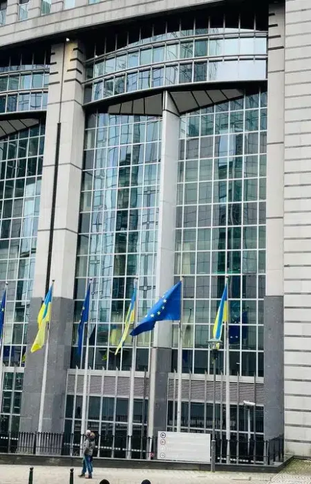 Что не устраивает Европу в мирном плане Трампа: ключевые изменения