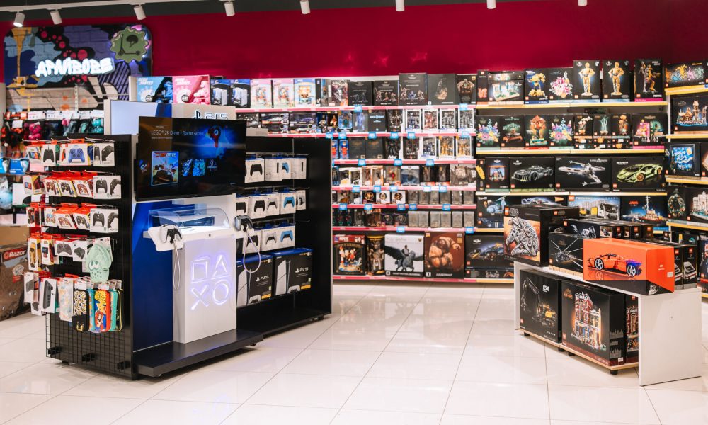 В Украине открыли первый магазин игрушек для взрослых с игровыми зонами и PlayStation: как работает и где находится