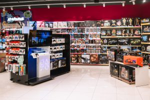 В Украине открыли первый магазин игрушек для взрослых с игровыми зонами и PlayStation: как работает и где находится