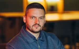 Новый нардеп Дмитрий Слинько от «Слуги народа» принес присягу: что о нем известно