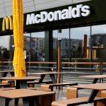 Новинка в меню McDonald’s — маффин «Крем-вишня»: сколько стоит и где купить в Украине