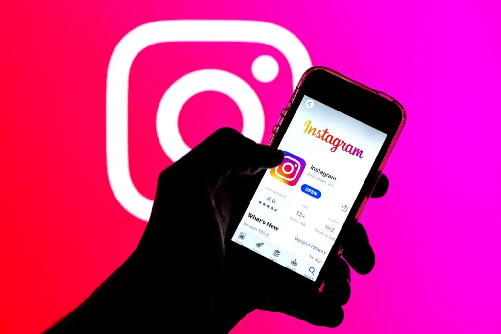 Instagram вводит необычную защиту: пользователям предлагают решать примеры, чтобы посмотреть Reels Instagram вводит необычную защиту: пользователям предлагают решать примеры, чтобы посмотреть Reels