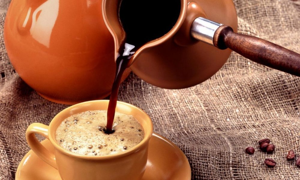 Можно ли пить кофе при повышенном давлении: мнение врачей