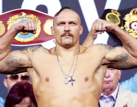 Усик отказался от титула WBO: что ждет украинского чемпиона дальше