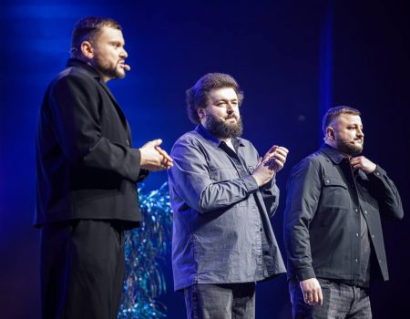 Стендап ВКВ в Киеве 13 декабря 2025: как попасть на новогоднюю съемку шоу «Викторина»