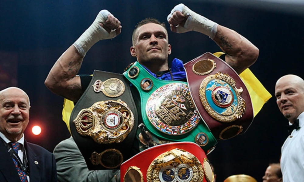 Усик может потерять еще один пояс: кто претендует на титул украинца по версии WBC