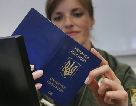 Введение пограничного и таможенного контроля в поездах Украины с января 2026 года: что нужно знать пассажирам