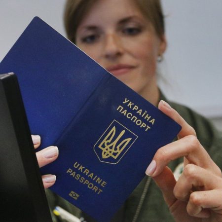 Введение пограничного и таможенного контроля в поездах Украины с января 2026 года: что нужно знать пассажирам