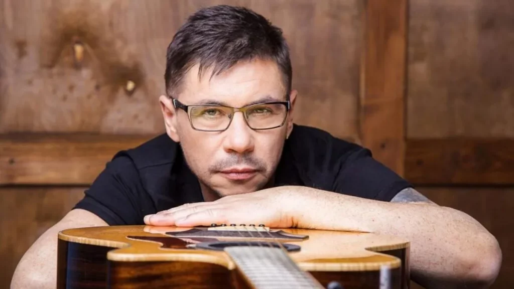 Звезды, ушедшие из жизни в 2025 году: кто навсегда остался в памяти Украины