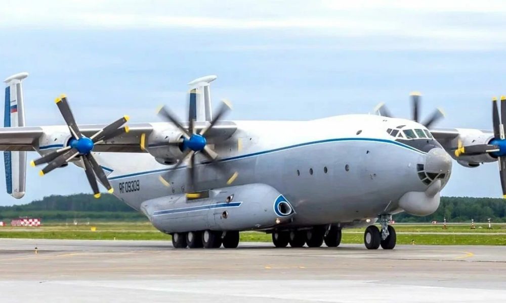 В России разбился военный транспортный самолет Ан-22 "Антей": для чего россияне использовали этот самолет