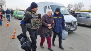 Эвакуация из Херсонской области: бесплатные услуги, поддержка и контакты для ВПО