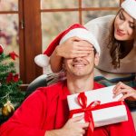 Идеи подарков на Рождество 2025: что подарить любимому человеку