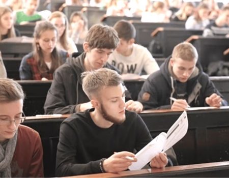 Новый формат поступления в вузы: что такое «нулевой курс» и для кого он