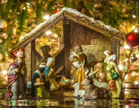 Что нельзя делать на Рождество 2025: основные запреты и народные традиции