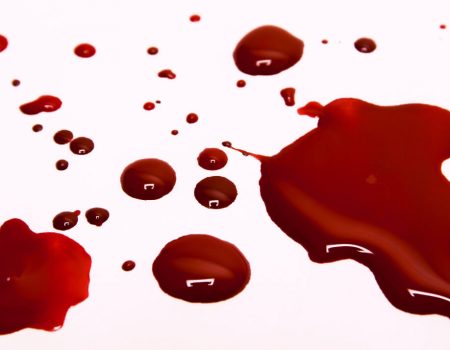 К чему снится кровь: толкование тревожного сна