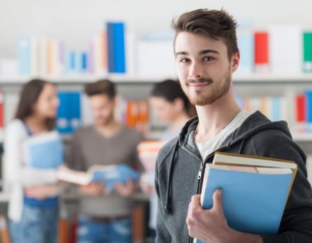 Когда правильно отмечать День студента в Украине: 25 января или 17 ноября?