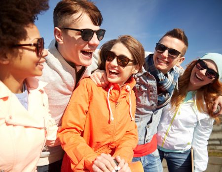 Аналоговый 2026: откуда появился термин и при чем здесь зумеры