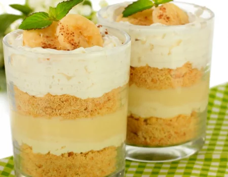 Быстрый «Наполеон» из печенья: рецепт простого десерта без выпечки