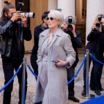 «Дьявол носит Prada» 2: дата выхода, актеры и неожиданные факты о фильме (ТРЕЙЛЕР)