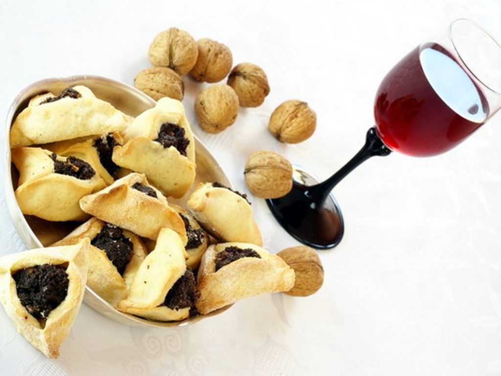 Что такое Пурим: дата, история, главные традиции праздника и как отмечают в Украине