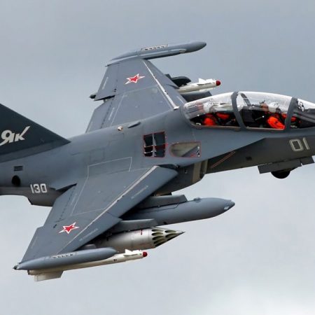 Что известно о российском самолёте Як-130, который сбили над Израилем: характеристики, стоимость и его роль в войне против Украины