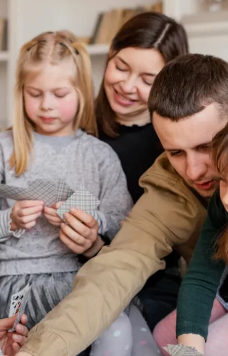 Как многодетным семьям оформить 50% скидку на коммунальные услуги в 2026 году: пошаговая инструкция