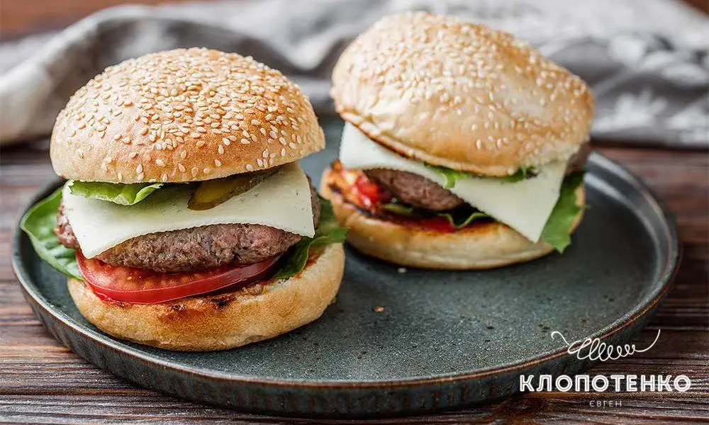 Как приготовить сочный бургер дома: пошаговый рецепт