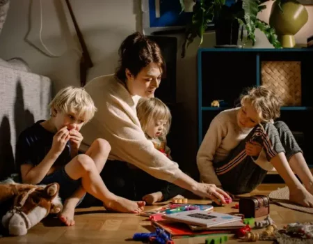 Субсидия или льгота на коммуналку? Что выбрать многодетной семье и как оформить помощь