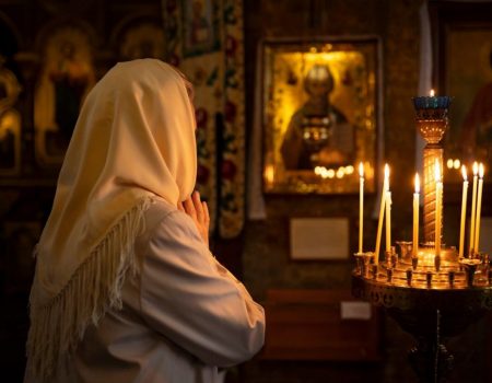 Церковный праздник 7 апреля: что нельзя делать и о чем нужно просить в молитвах