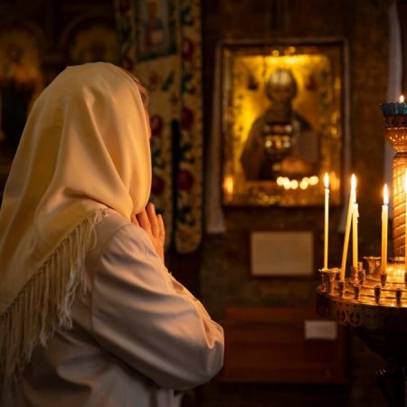 Церковный праздник 7 апреля: что нельзя делать и о чем нужно просить в молитвах